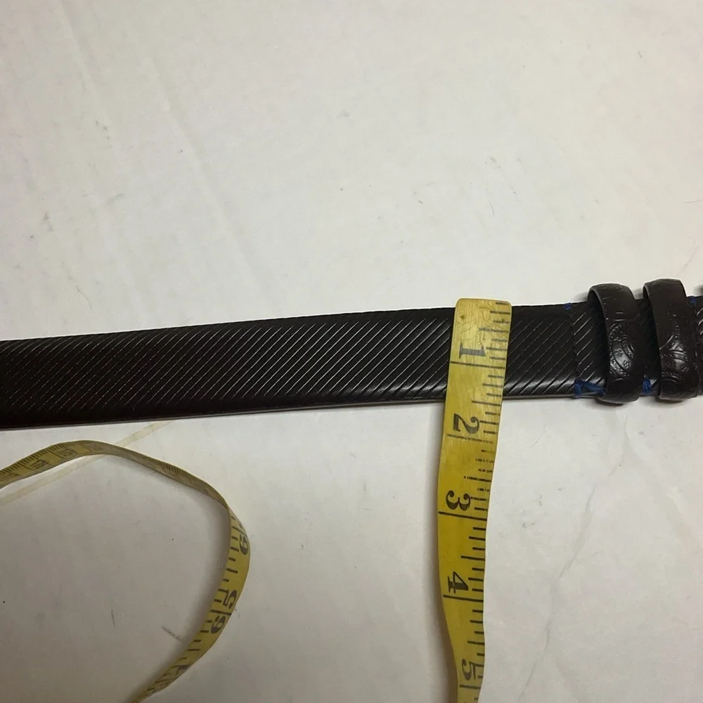 Robert Graham lux embossed brown leather belt 38